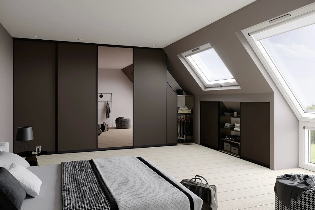 Kleiderschrank im Dachgeschoss Designfoto
