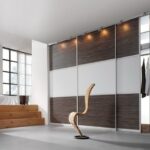 garde-robe stricte