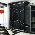 armoire inhabituelle noire