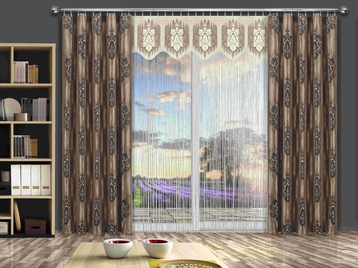 rideaux nouilles à l'intérieur