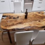 photo de décoration de table en résine époxy