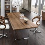 décoration photo de table en bois massif