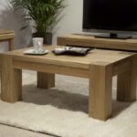 Options d'idées de table en bois massif