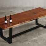 espèce de photo de table en bois massif