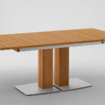 table avec pieds coulissants