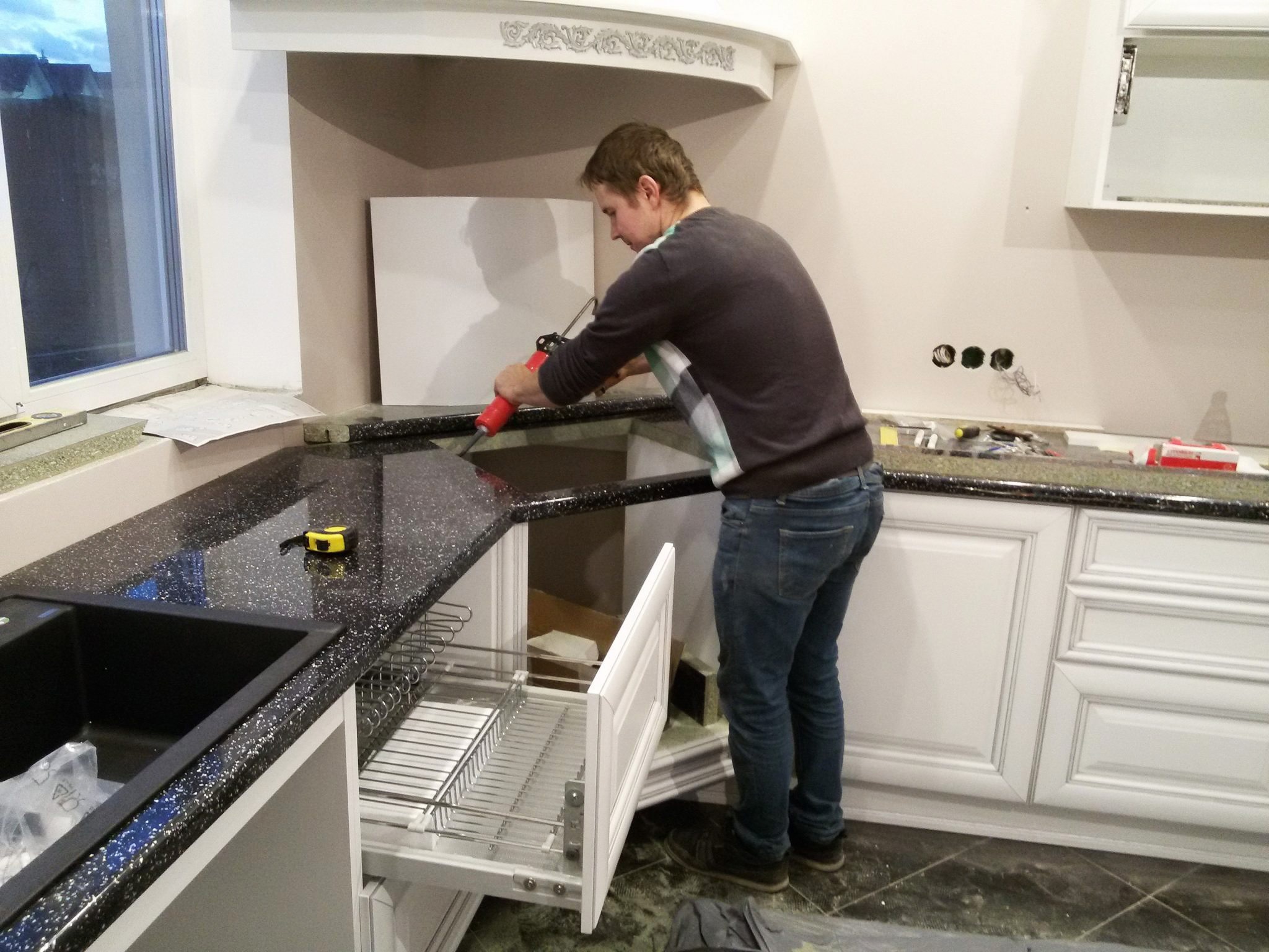 Assemblage de comptoir de bricolage