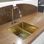 plan de travail de cuisine beige
