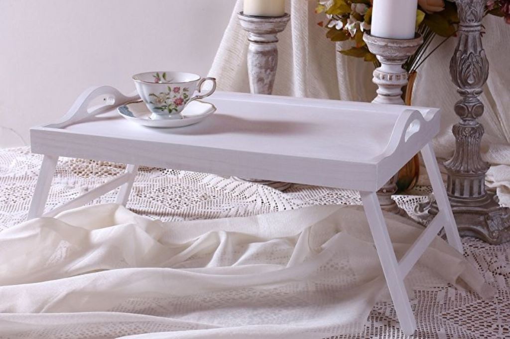 breakfast table in bed