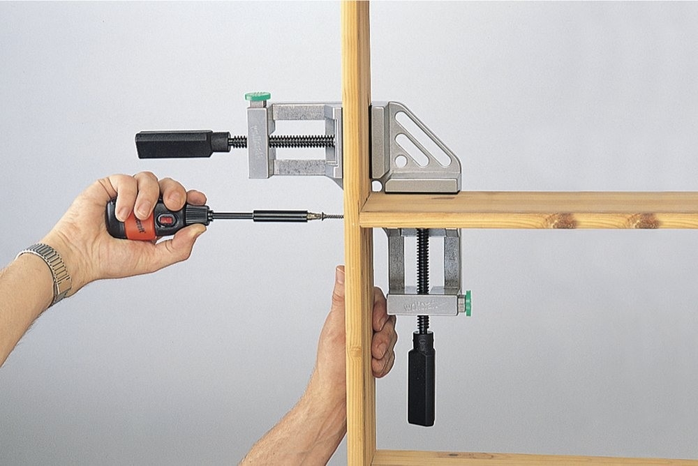 pince d'angle pour la conception d'assemblage de meubles