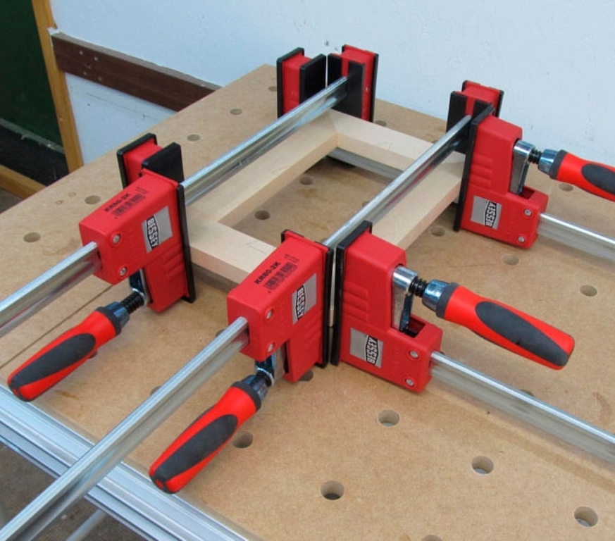 pince d'angle pour idées d'assemblage de meubles