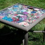 fleurs sur le dessus de la table