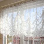 Rideaux viennois pour une grande fenêtre