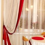 longs rideaux pour la cuisine rouge et blanc