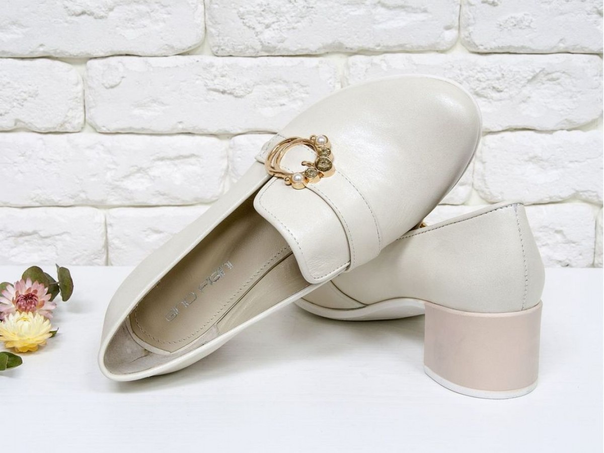 les chaussures sont étroites