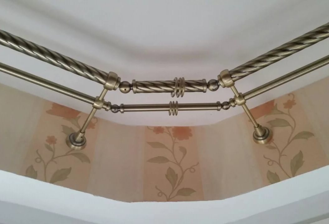 cornice cho thiết kế cửa sổ bay