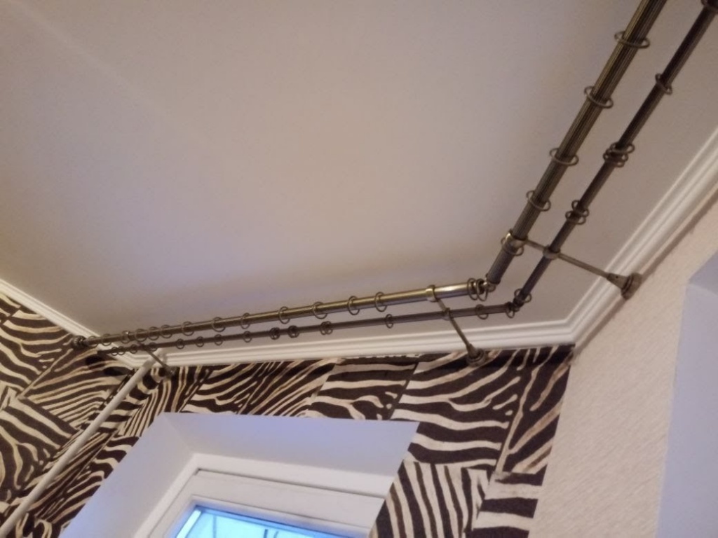 cornice cho thiết kế ảnh cửa sổ bay