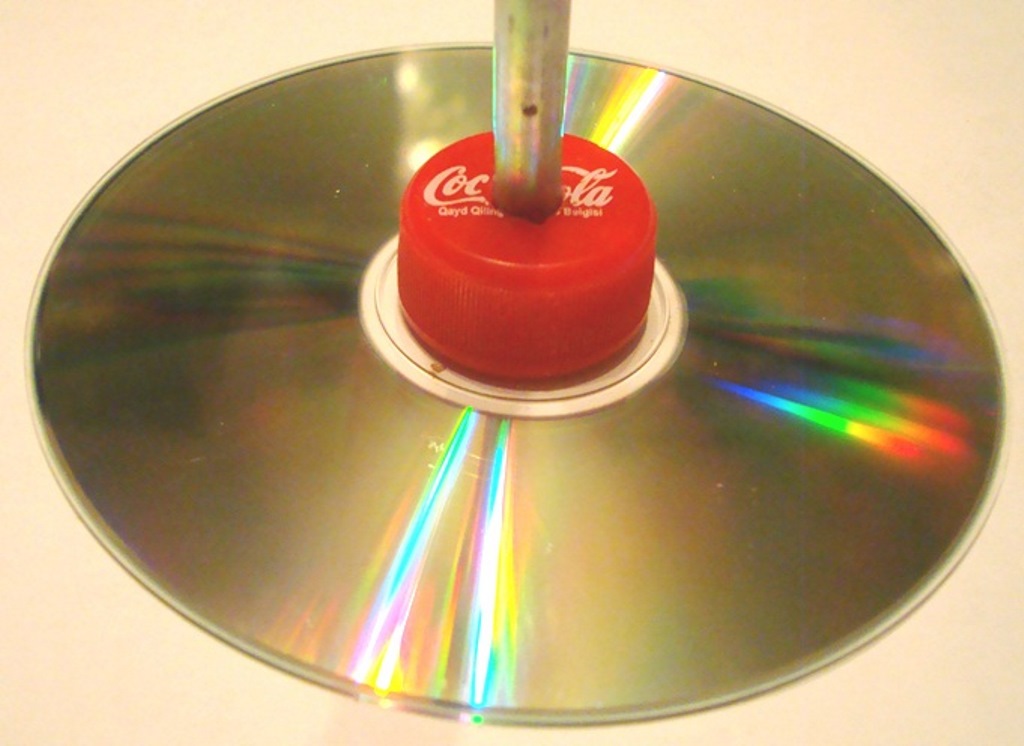 stand pour poupée de disque