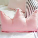 pillow crown photo