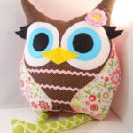 pillow owl design