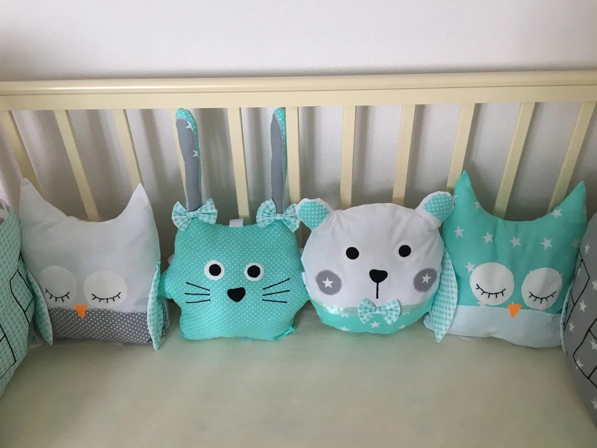 pillow owl side photo