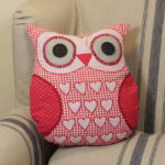 pillow owl design