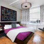 Vorhänge zur Fensterbank im Schlafzimmer Fotodekor