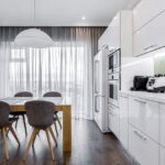 rideaux dans la photo de l'intérieur de la cuisine