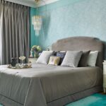 beige gordijnen in de slaapkamer