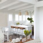 rideaux dans la cuisine-salon roman