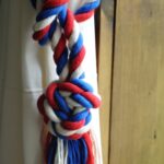 Meeresvorhänge mit Knoten
