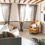 cortinas escandinavas em uma gaiola