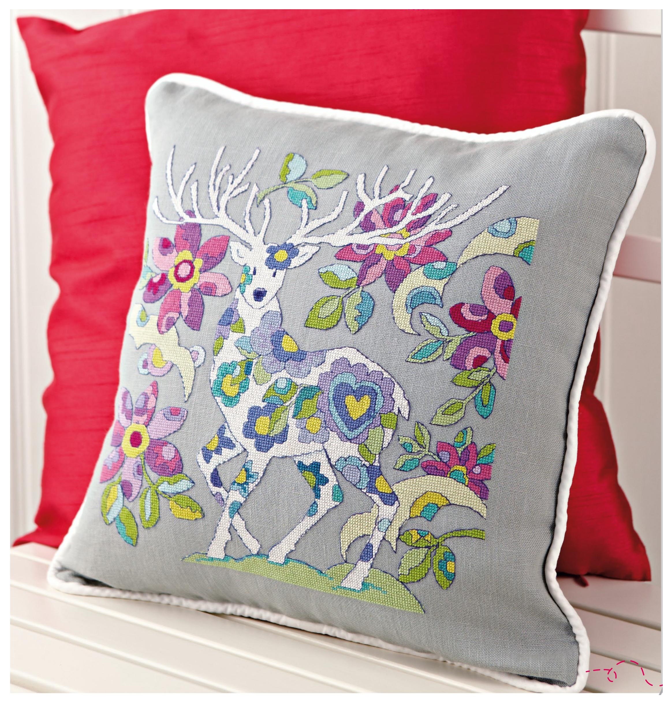 décor d'oreiller de broderie