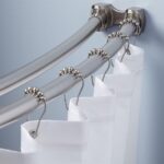 tringle pour rideaux dans les types de photo de salle de bain
