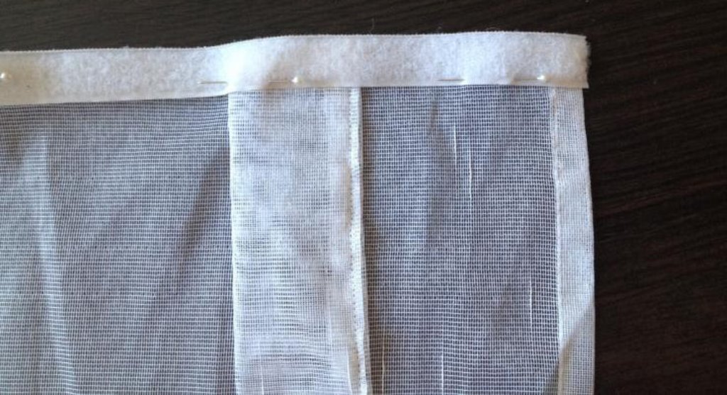 faceți-vă perdele cu Velcro