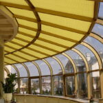 photo de décoration de rideaux plissés