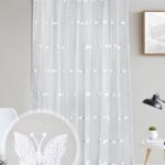 tulle brodé avec noeud papillon