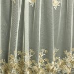 tulle brodé jaune