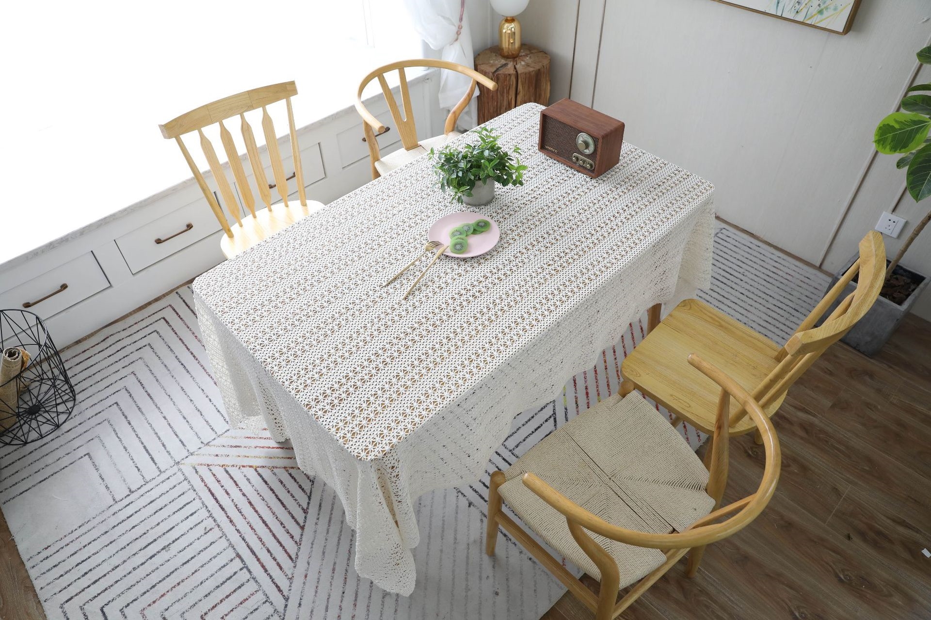 yarn tablecloth
