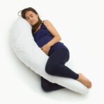 how to sleep on a banana pillow