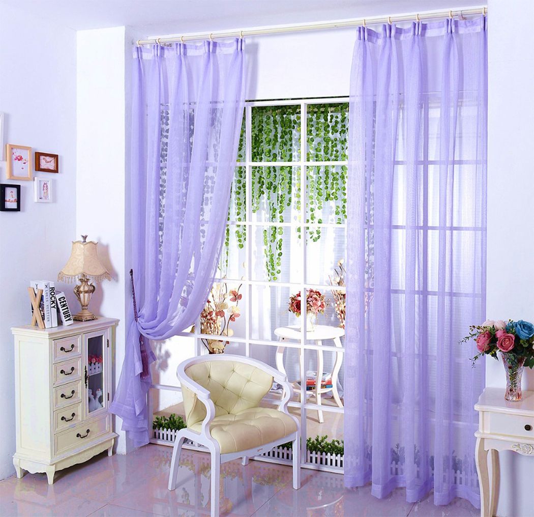 rideaux à l'intérieur