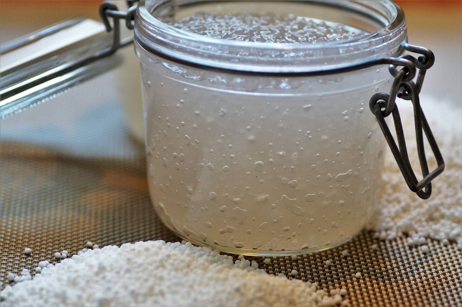 hoe gordijnen te bleken met frisdrank